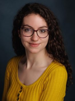 Mia Haden Headshot
