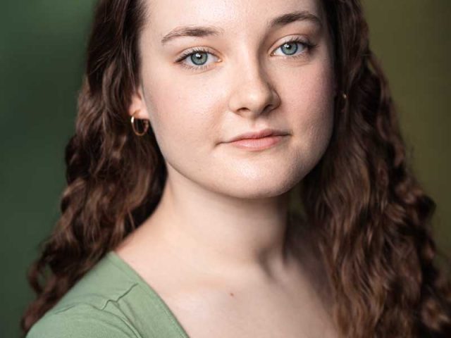 Yasmin-Taylor-Headshot